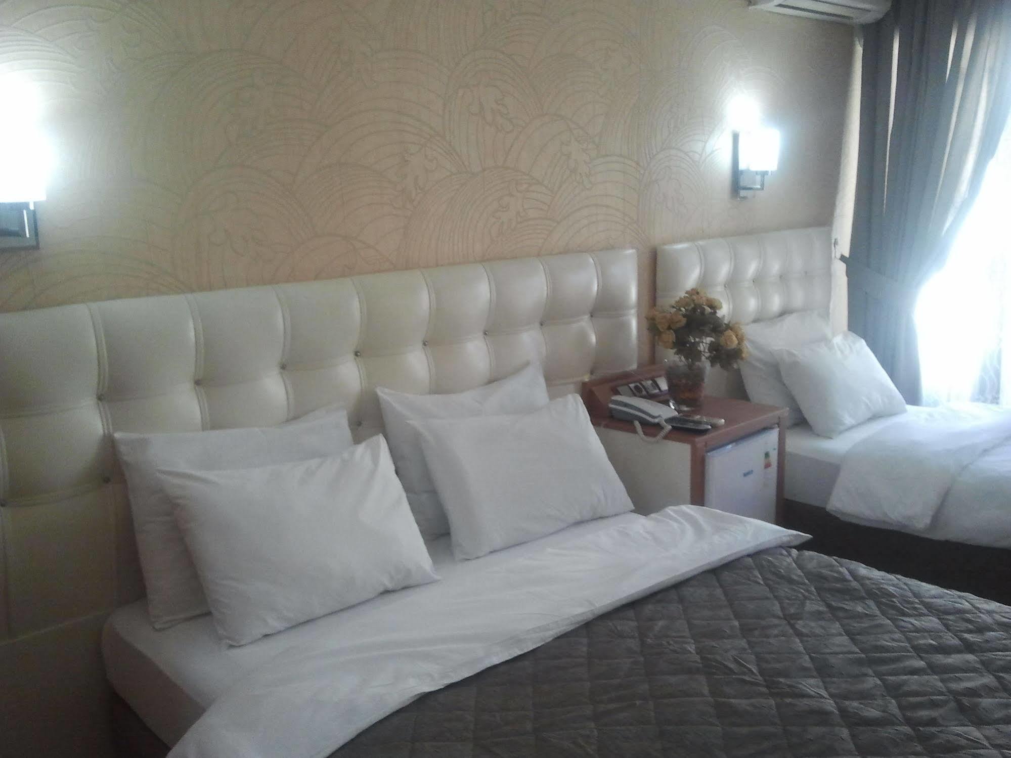 Hotel Kocaman İzmir Luaran gambar