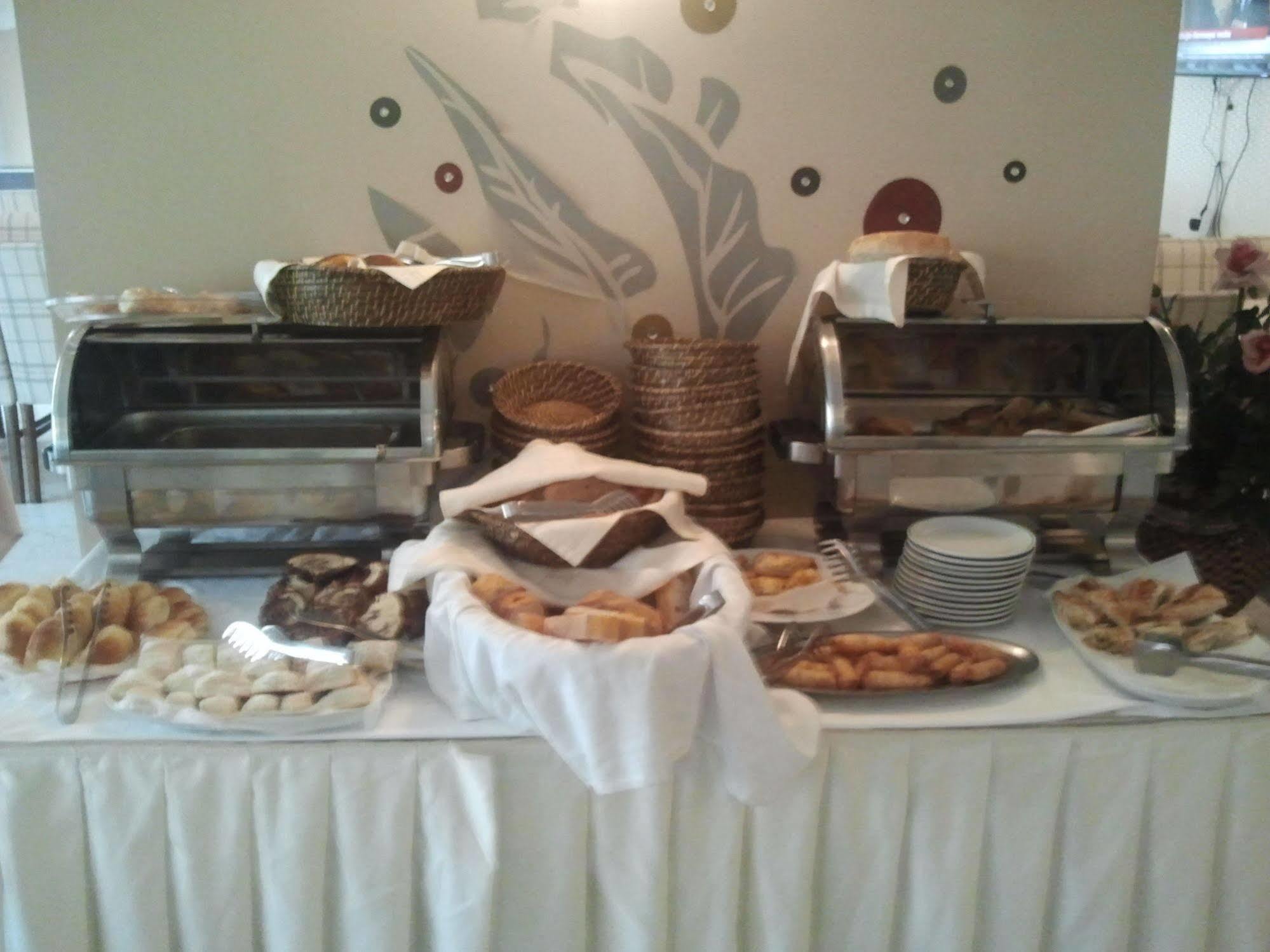 Hotel Kocaman İzmir Luaran gambar