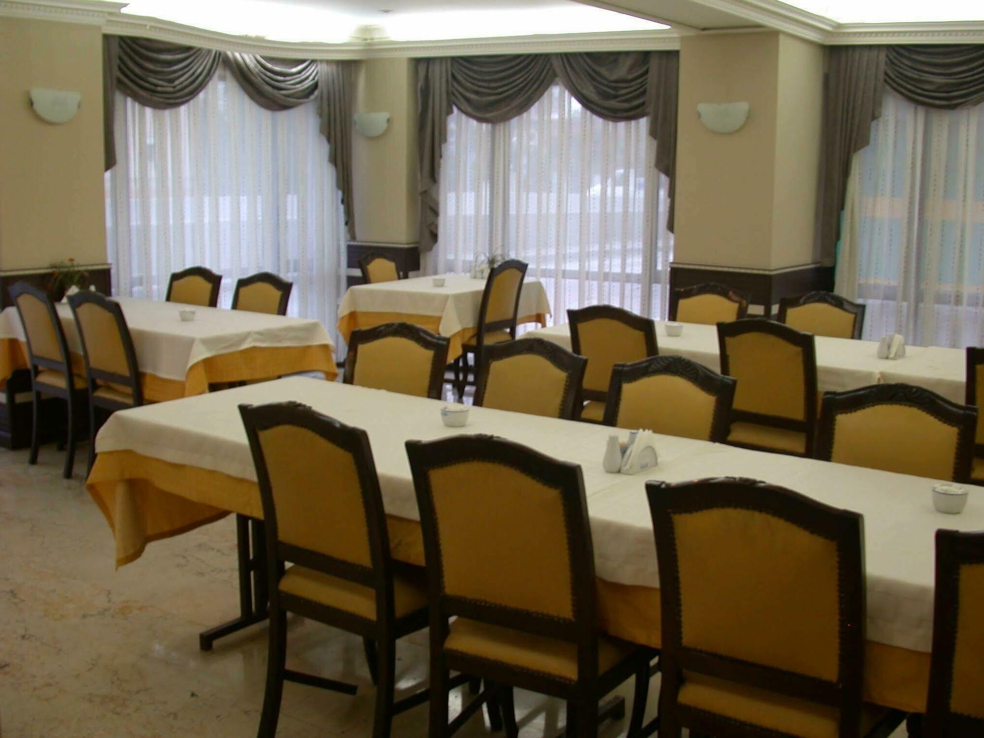 Hotel Kocaman İzmir Luaran gambar