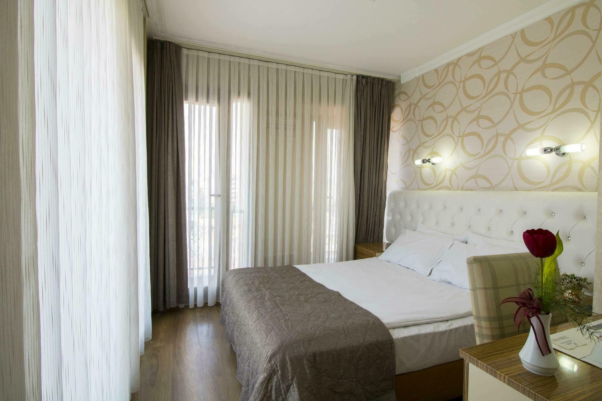 Hotel Kocaman İzmir Luaran gambar
