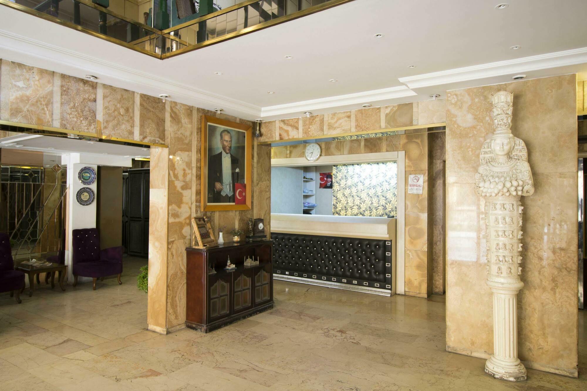 Hotel Kocaman İzmir Luaran gambar