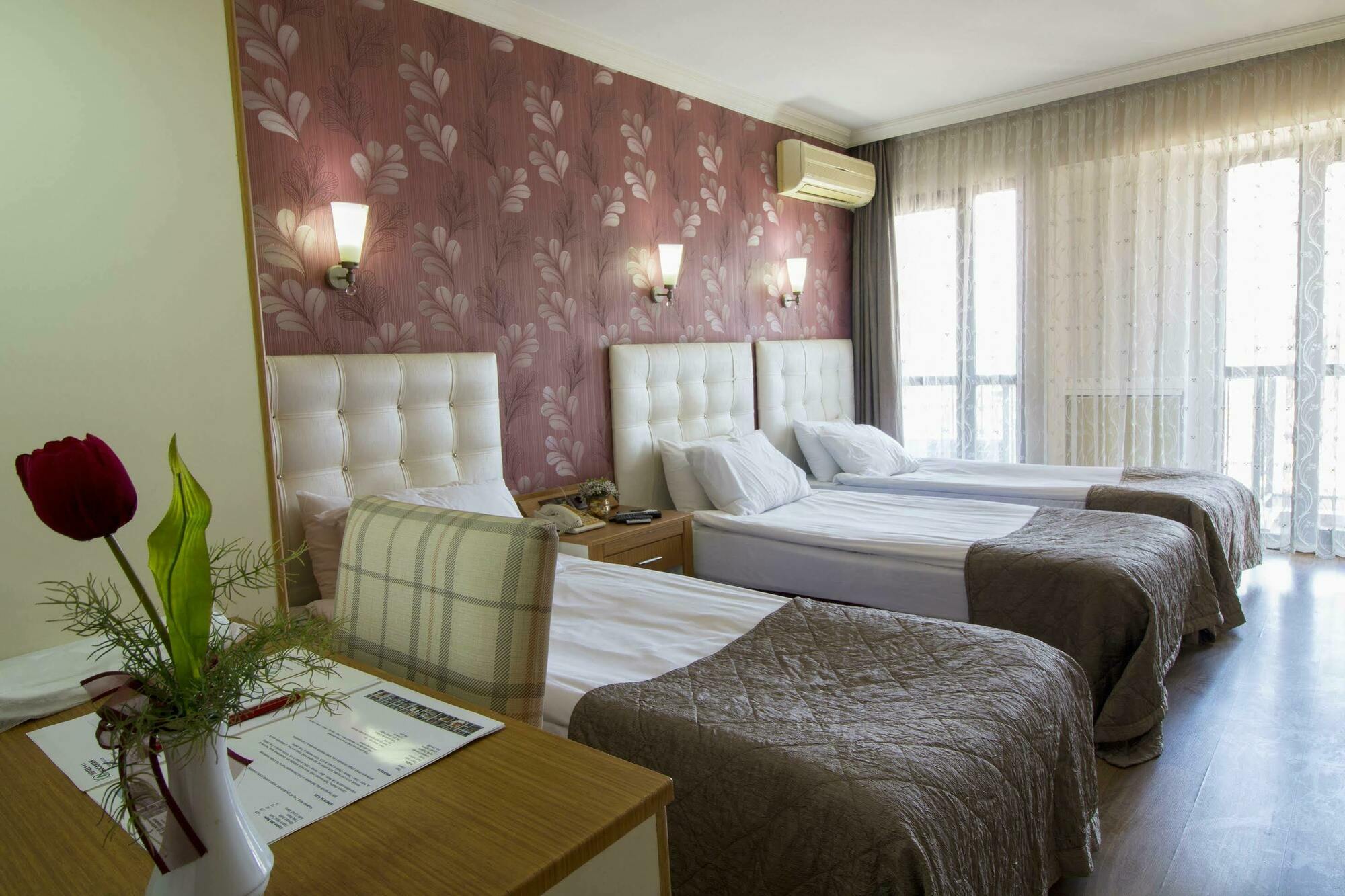 Hotel Kocaman İzmir Luaran gambar