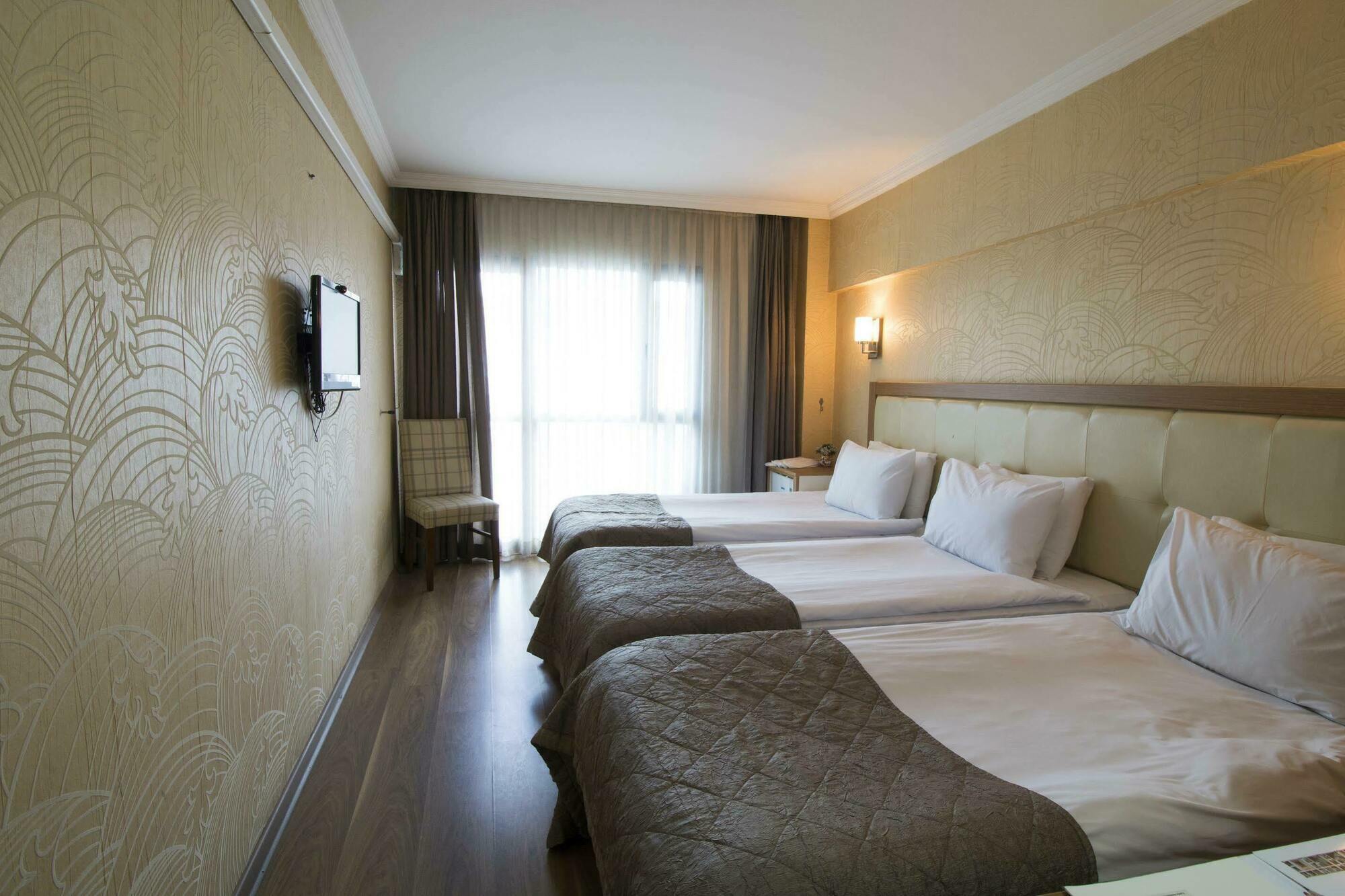 Hotel Kocaman İzmir Luaran gambar